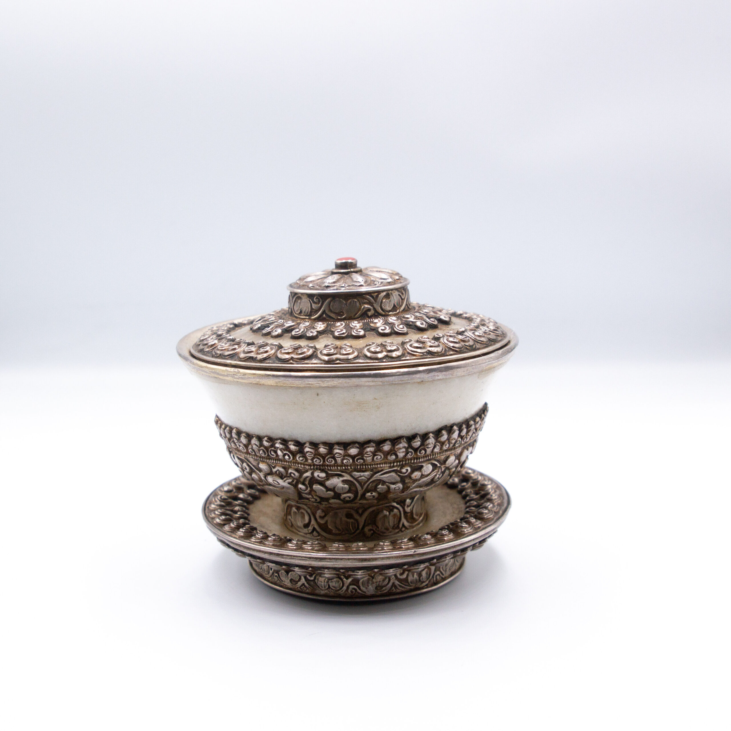 Antique Silver Cup with lid and Plate Set with Emerald Gemstone Ornamental Decorative - Image 2