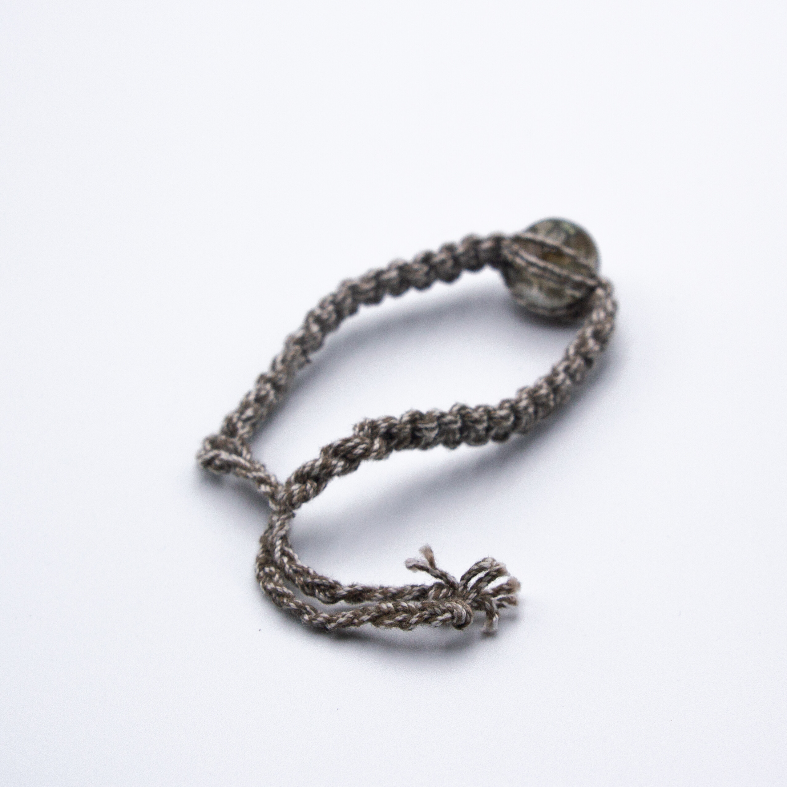 Authentic Ganesh Himal Natural Chlorite Crystal Bracelet (14 mm) Square Knot Hemp Thread from Himalayas in Nepal